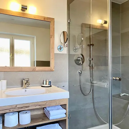 Ferienwohnung Mit Panoramablick Am Tegernsee - Direkt Am Berg Und See דירה באד ווייסי